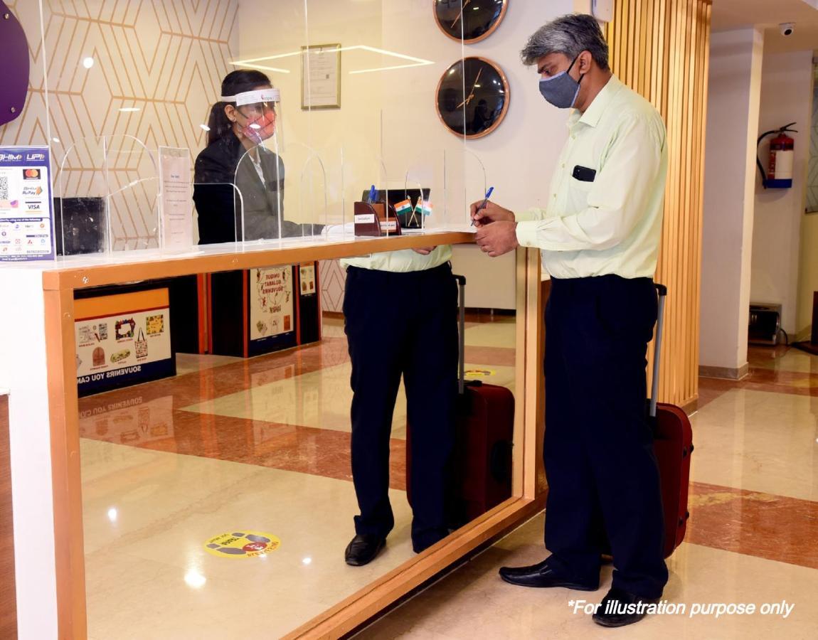 Spot On Hotel Royal Garden Danapur Exterior photo